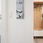 Residenz Am Yachthafen Küstenwind Apartamento *